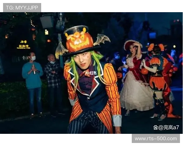 全明星主题Cosplay表演活跃现场气氛,观众参与度高 全明星主题Cosplay表演活跃现场气氛,观众参与度高