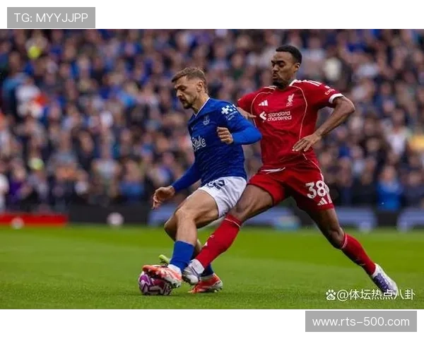 凯塞多站在原地一脸懵，职业生涯首张红牌改变战局