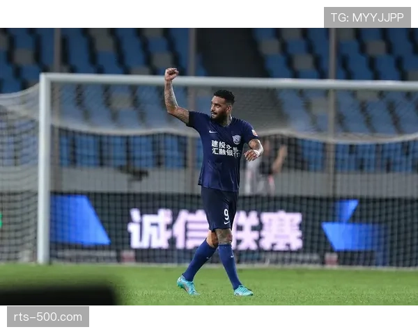 “沧州雄狮主帅肇俊哲：生存是第一要务，但我们不想只摆大巴”